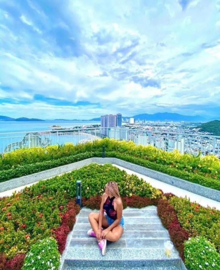 Beachfront Scenia Bay Apartment 나트랑 외부 사진