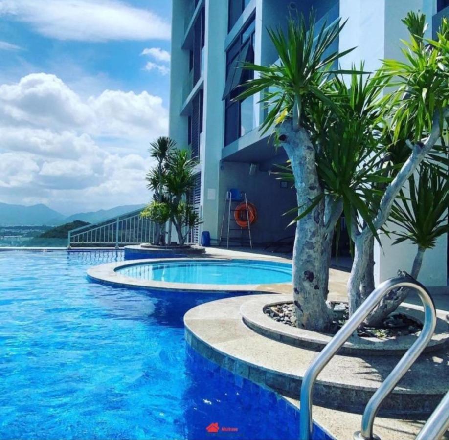Beachfront Scenia Bay Apartment 나트랑 외부 사진