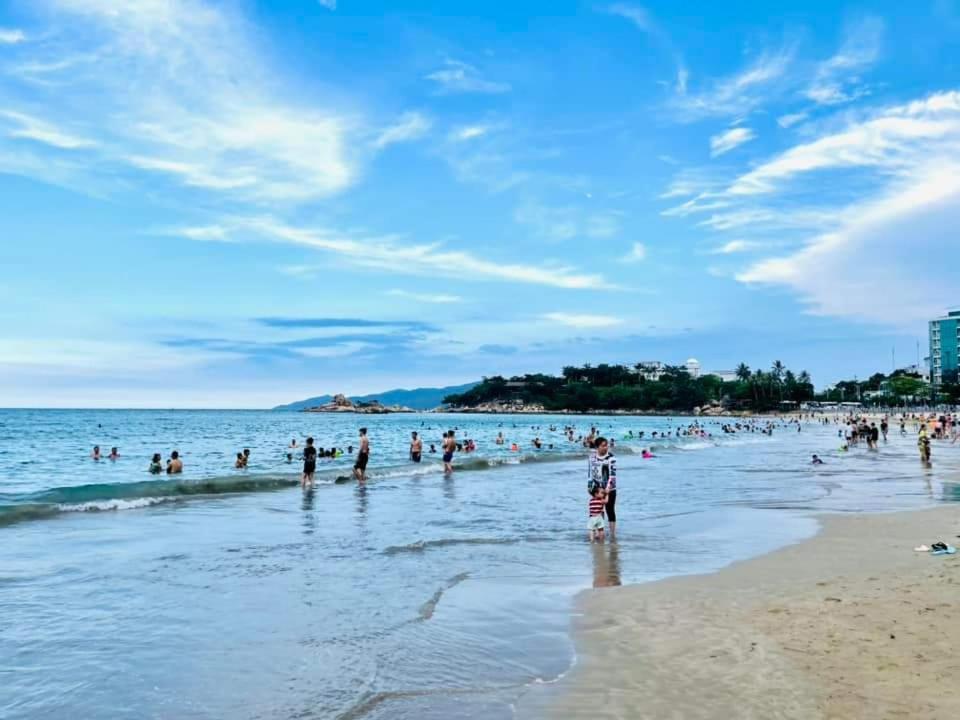 Beachfront Scenia Bay Apartment 나트랑 외부 사진