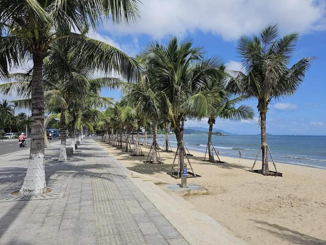 Beachfront Scenia Bay Apartment 나트랑 외부 사진